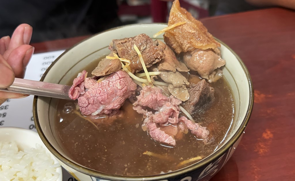 圖 [學甲] 順德土產牛肉湯/米其林入選餐廳